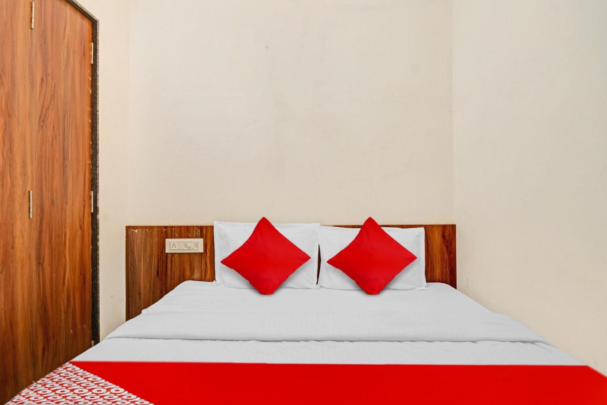 Hotel O Silver Valley Udaipur Esterno foto